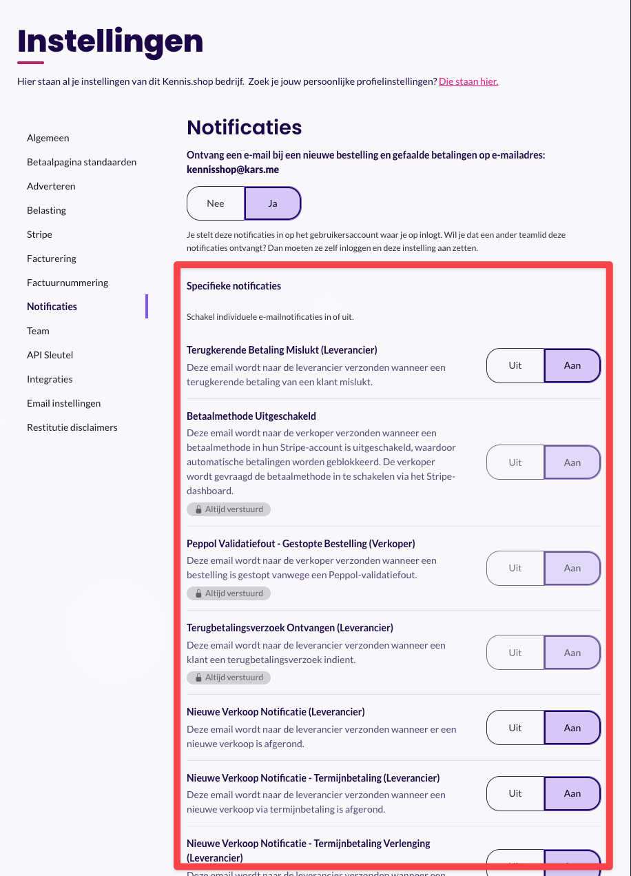 Instellingen, tabblad Notificaties, met een aan/uit-schakelaar per e-mailnotificatie
